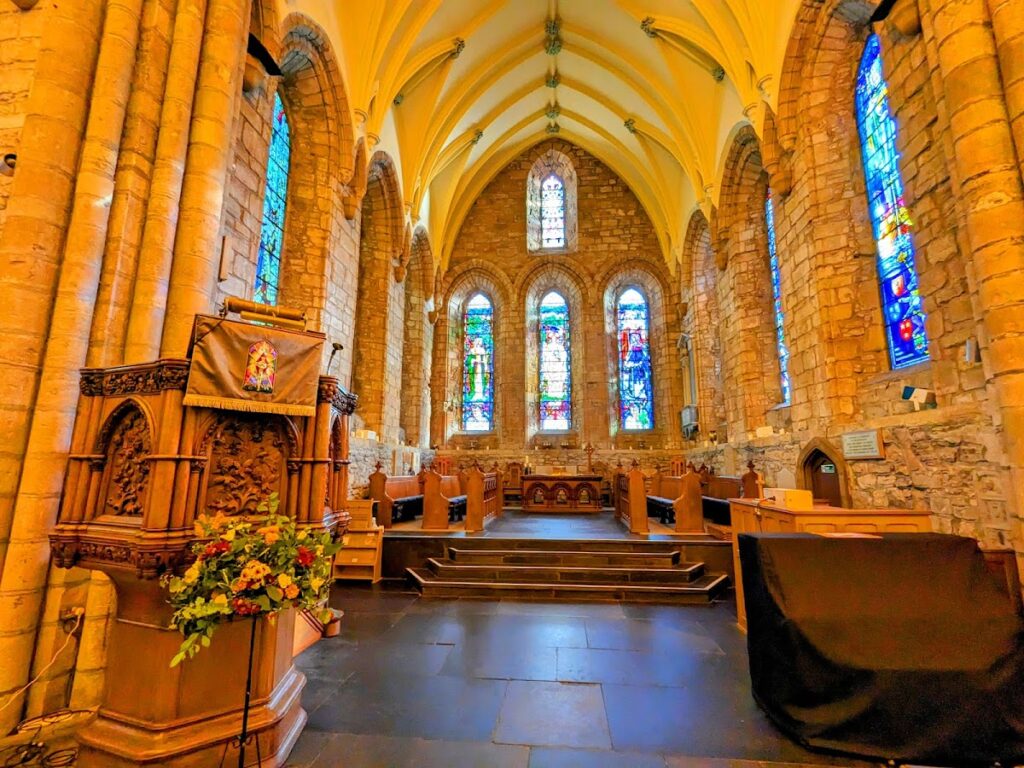 Dornoch Cathedral: A Medieval Cathedral and Parish Church in Scotland 2 Dornoch Cathedral