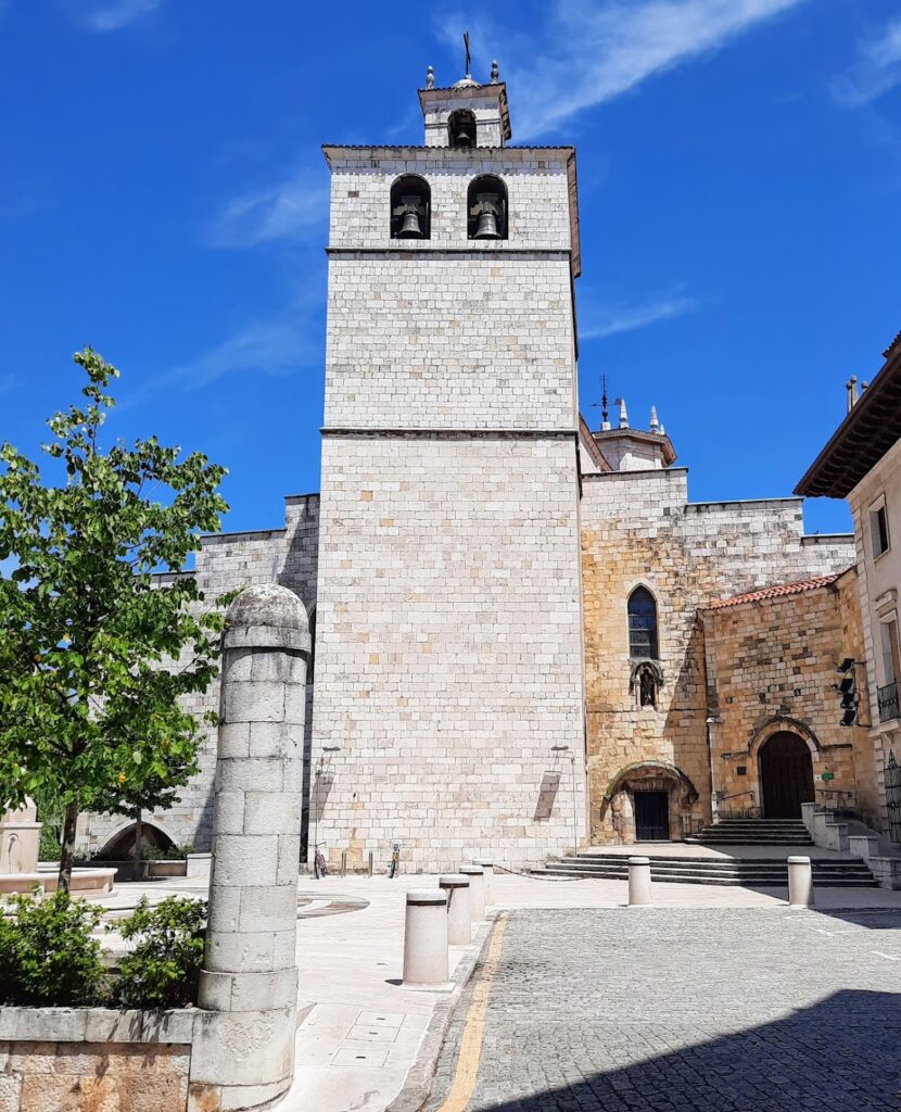 Santander Cathedral: A Gothic Cathedral and Basilica in Spain 5 Santander Cathedral