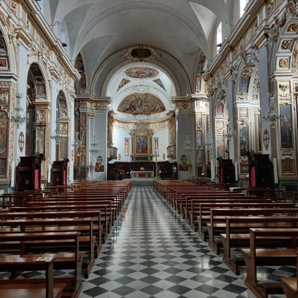 Fabriano Cathedral: The Cathedral Church of Saint Venantius in Italy 2 Fabriano Cathedral