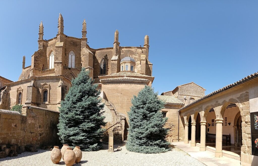 Holy Cathedral Church of the Transfiguration of the Lord: Huesca’s Gothic Cathedral 2 Holy Cathedral Church of the Transfiguration of the Lord