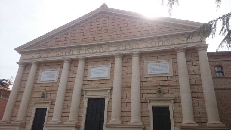 San Catervo: Cathedral and Minor Basilica of Tolentino