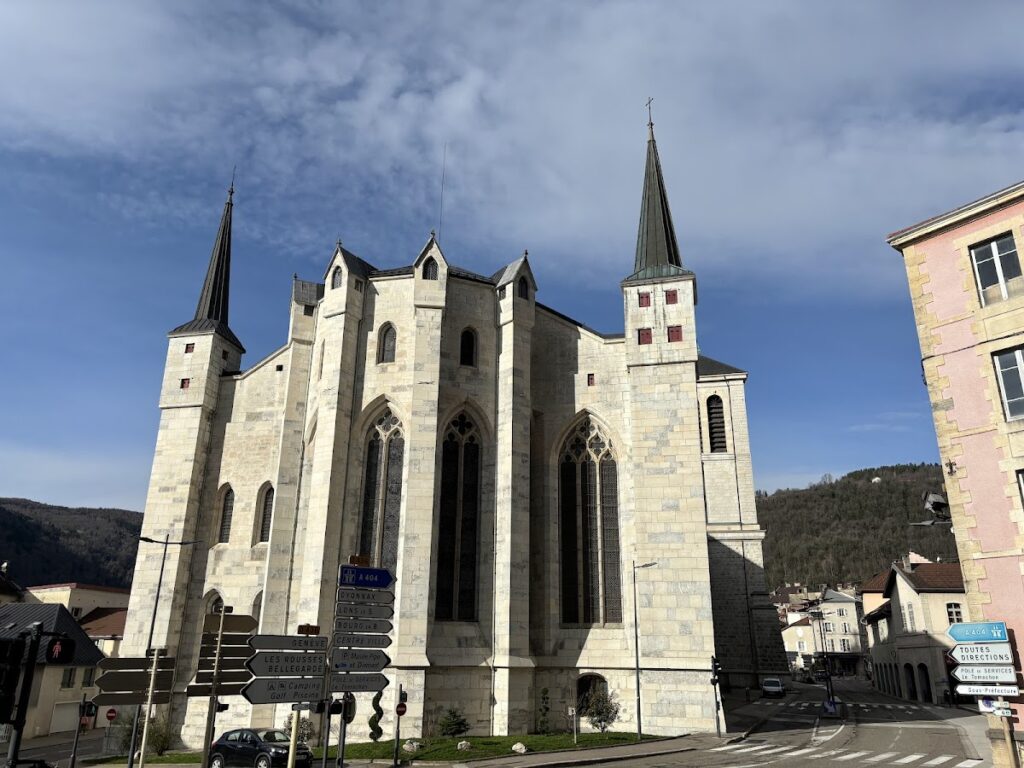 Saint-Claude Cathedral: A Gothic Cathedral and Former Abbey Church in France 3 Saint-Claude Cathedral