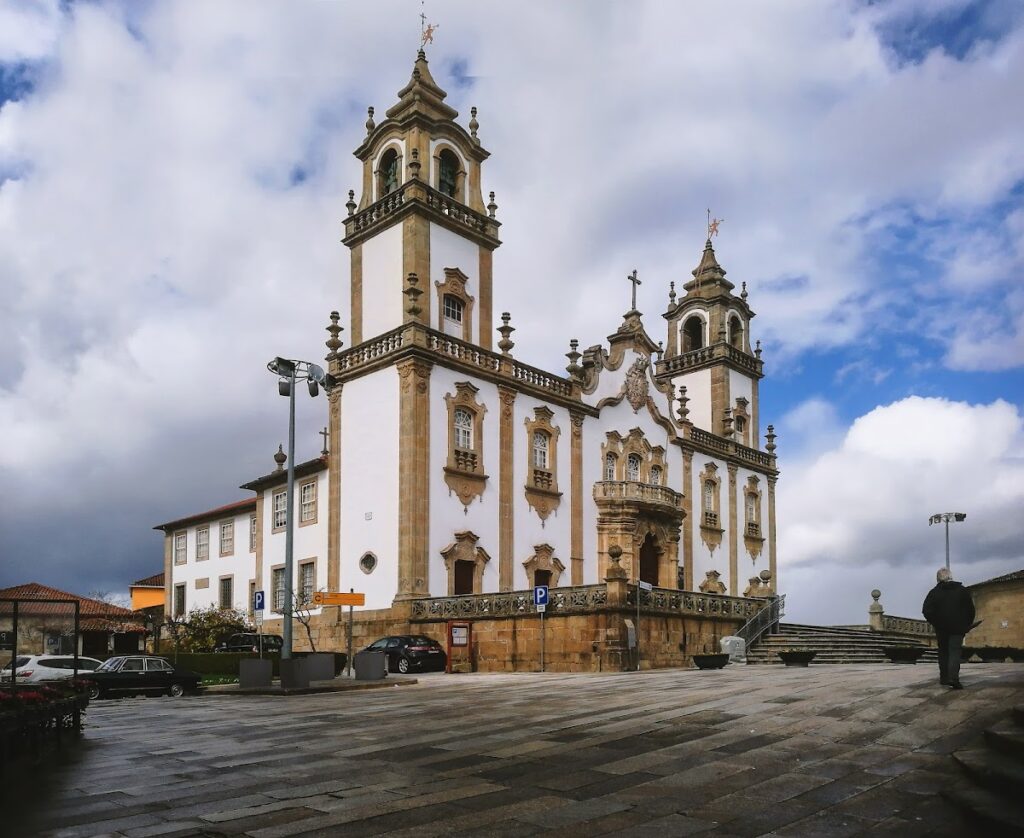 Viseu Cathedral: The Episcopal Cathedral of Viseu, Portugal 3 Viseu Cathedral