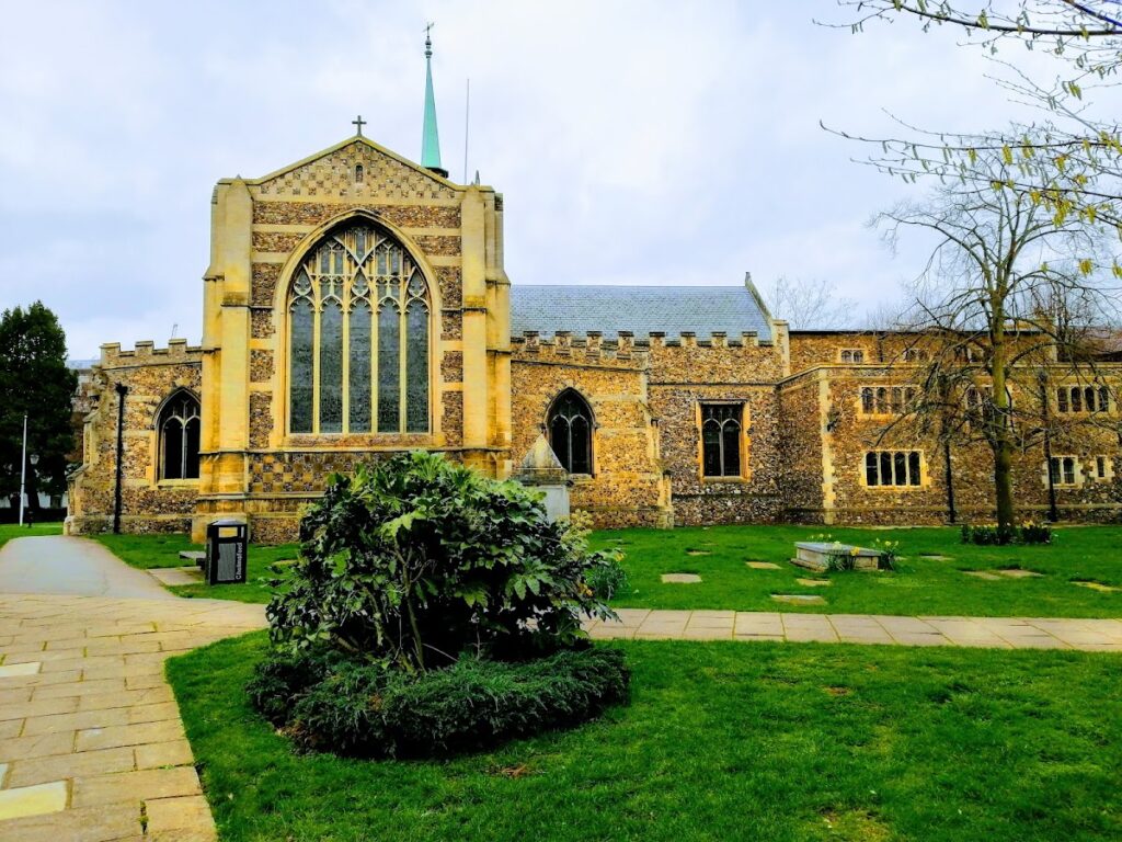 Chelmsford Cathedral: The Bishop’s Principal Church in Essex 2 Chelmsford Cathedral