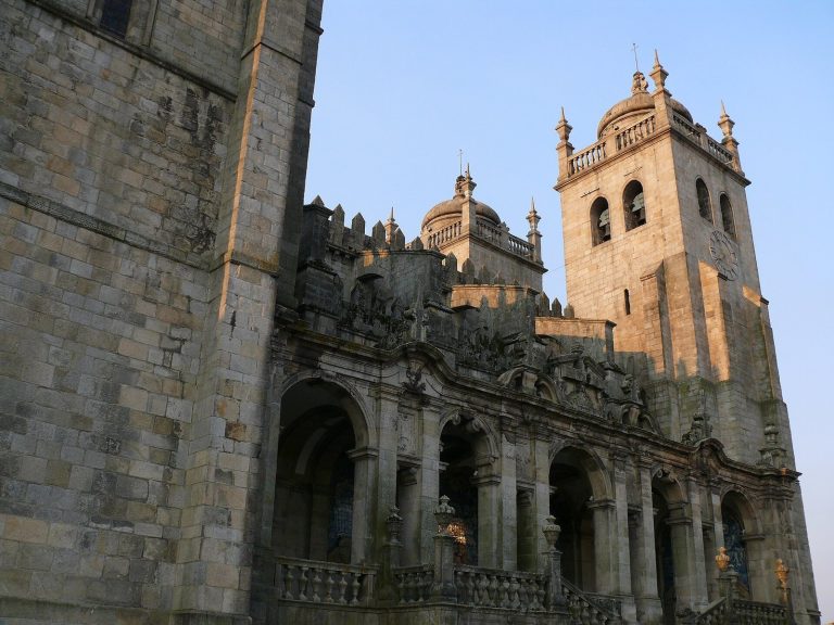 Porto Cathedral: A Romanesque Cathedral in Portugal