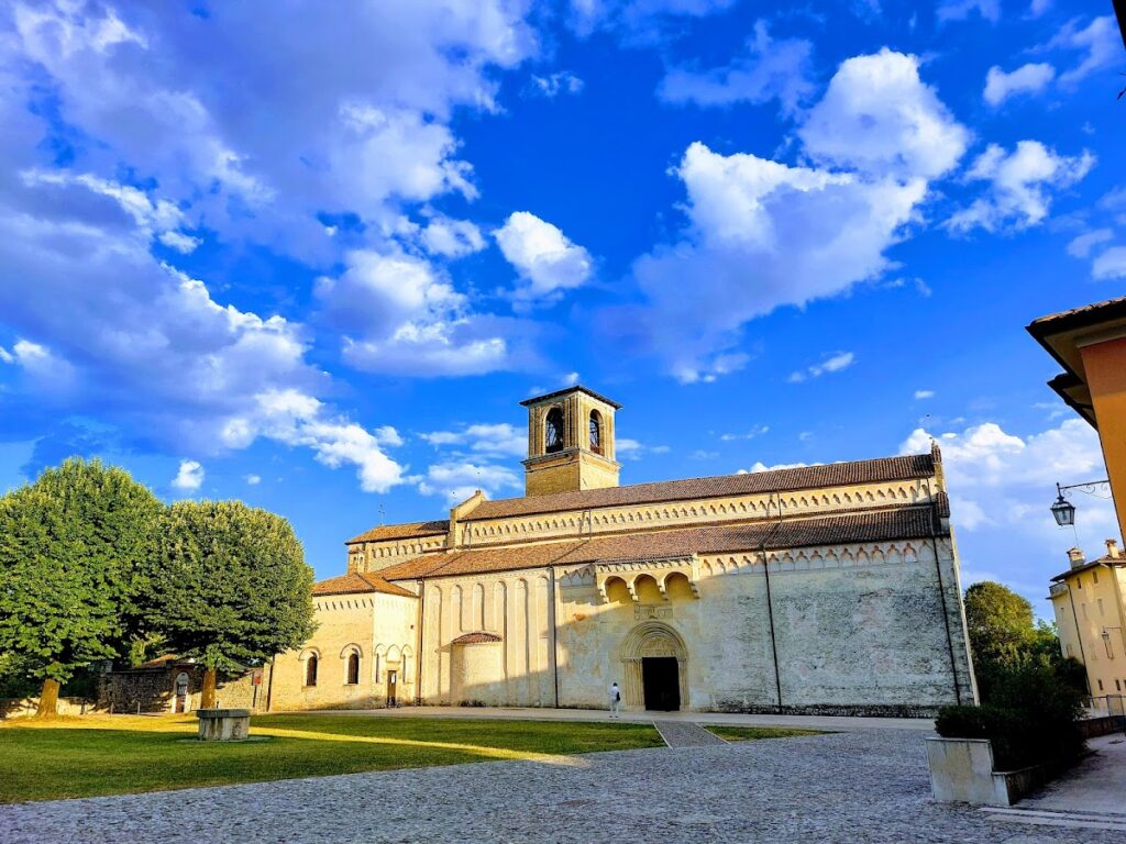 Santa Maria Maggiore: The Principal Church of Spilimbergo 1 Santa Maria Maggiore
