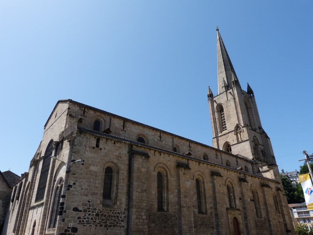 Tulle Cathedral: A Medieval Cathedral in France 2 Tulle Cathedral