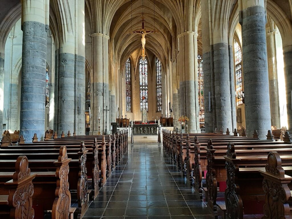 St. Christopher's Cathedral: Cathedral of the Diocese of Roermond 2 St. Christopher's Cathedral