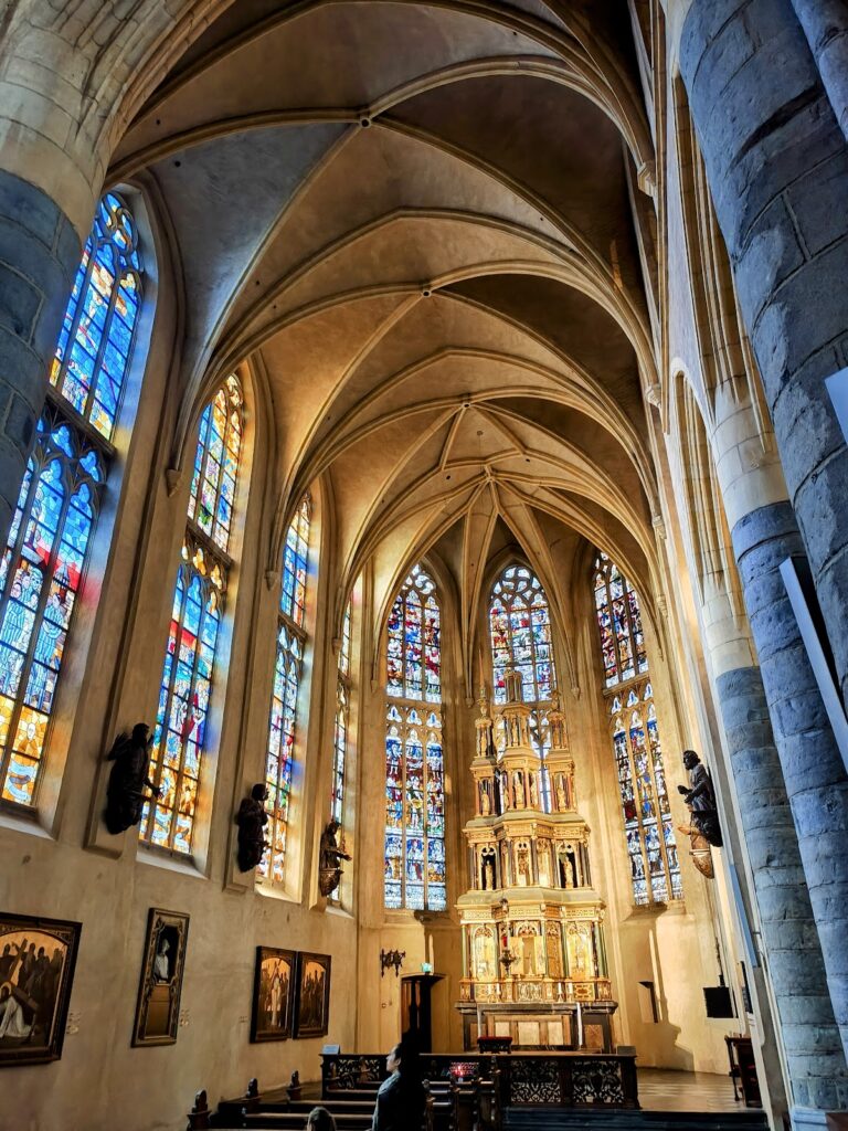 St. Christopher's Cathedral: Cathedral of the Diocese of Roermond 3 St. Christopher's Cathedral