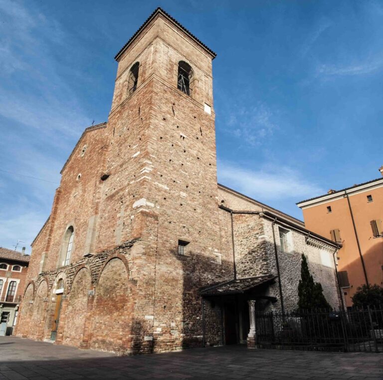 San Vicinio Cathedral: Romanesque Cathedral and Minor Basilica in Sarsina, Italy