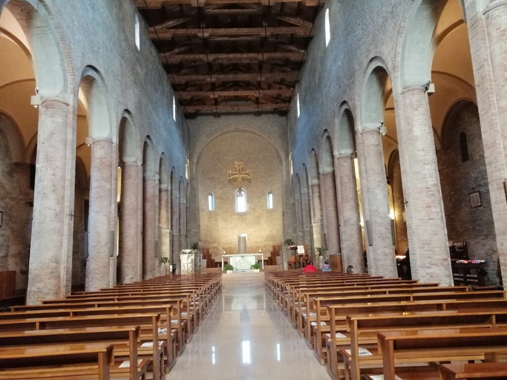 San Vicinio Cathedral: Romanesque Cathedral and Minor Basilica in Sarsina, Italy 2 San Vicinio cathedral