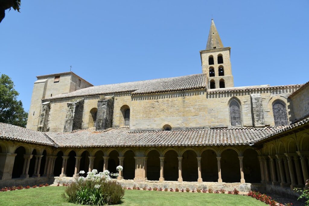 Saint-Papoul Cathedral: A Former Abbey Church and Roman Catholic Parish Church in France 2 Saint-Papoul Cathedral
