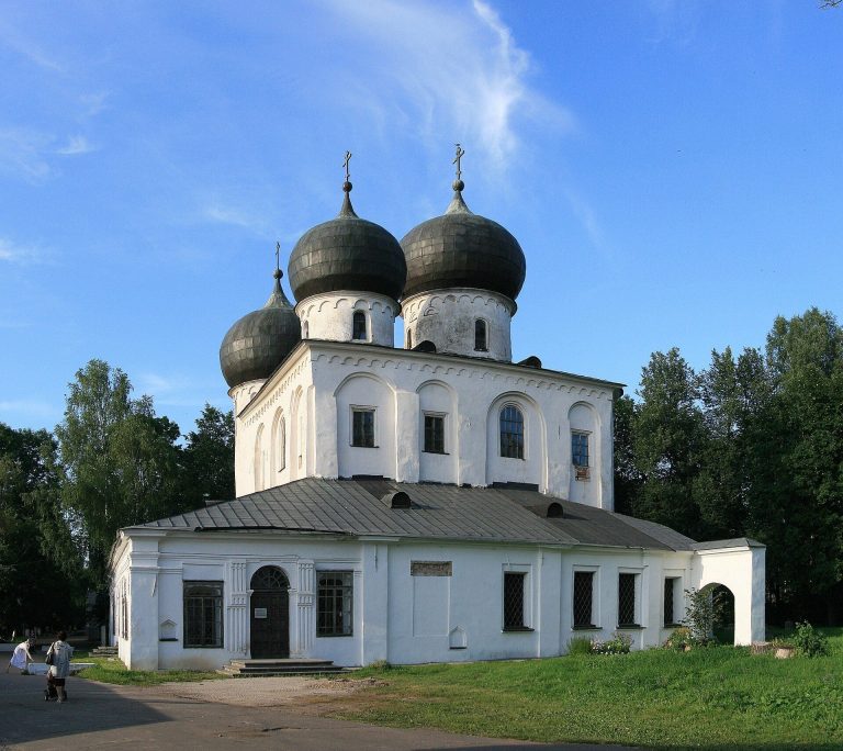 Katholikon of the Antoniev Monastery: A Medieval Monastic Church in Veliky Novgorod