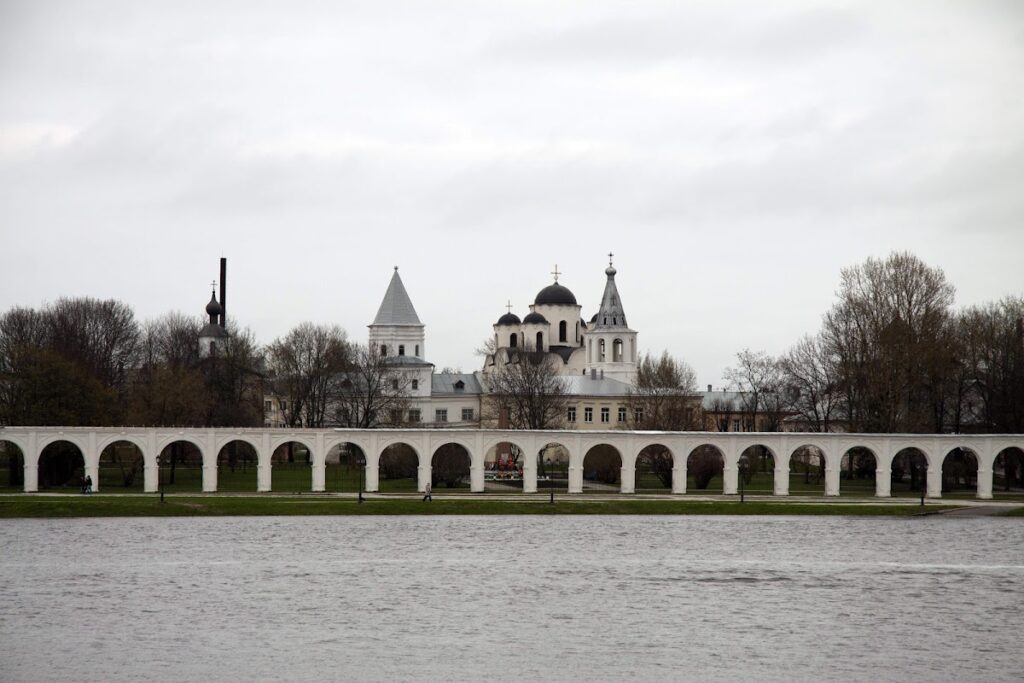 Saint Nicholas Cathedral, Novgorod: A Medieval Veche Church in Veliky Novgorod 2 Saint Nicholas Cathedral, Novgorod