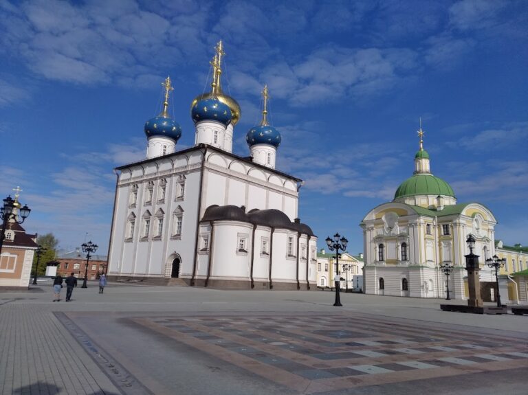 Tver Cathedral: The Orthodox Cathedral of the Transfiguration in Russia