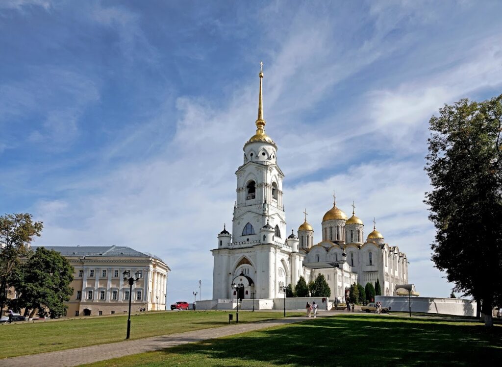 Dormition Cathedral: The Principal Historical Church of Vladimir-Suzdal Rus 2 Dormition Cathedral