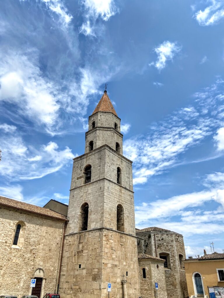 Venosa Cathedral: A Renaissance and Late-Gothic Co-Cathedral in Italy