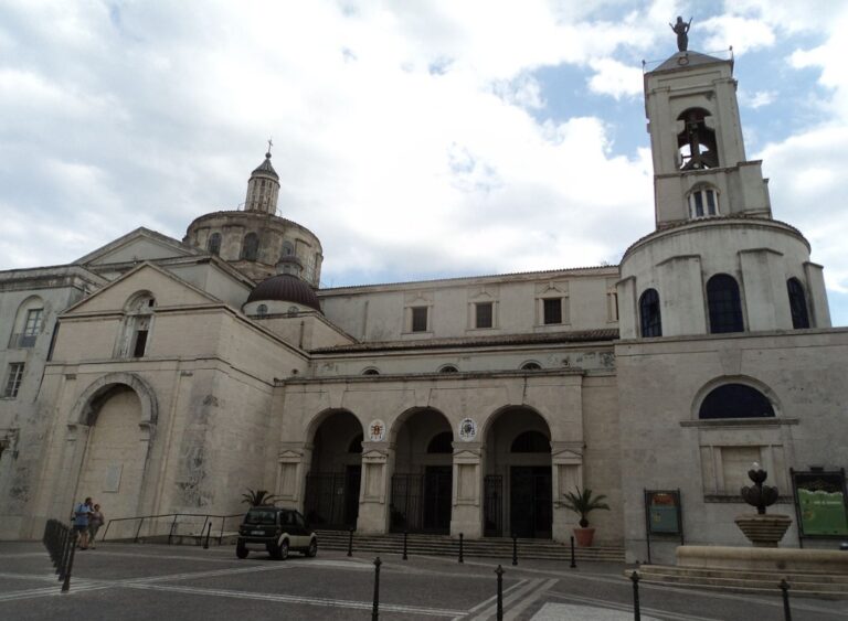 Cathedral of Catanzaro: The Principal Church of the Archdiocese