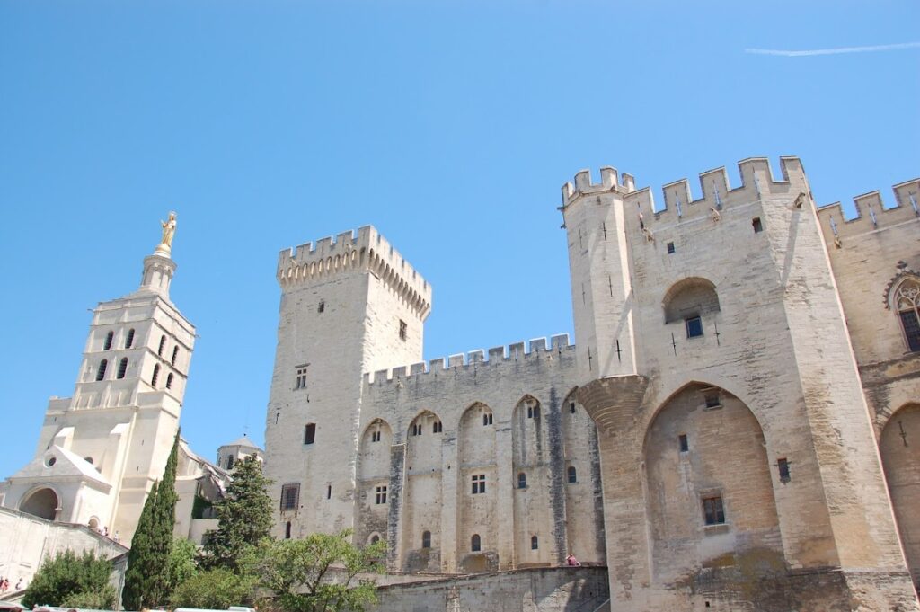 Palais des Papes: The Gothic Papal Palace of Avignon 4 Palais des Papes