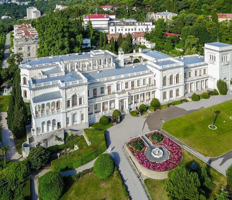 Livadia Palace: Imperial Residence and Yalta Conference Venue in Ukraine