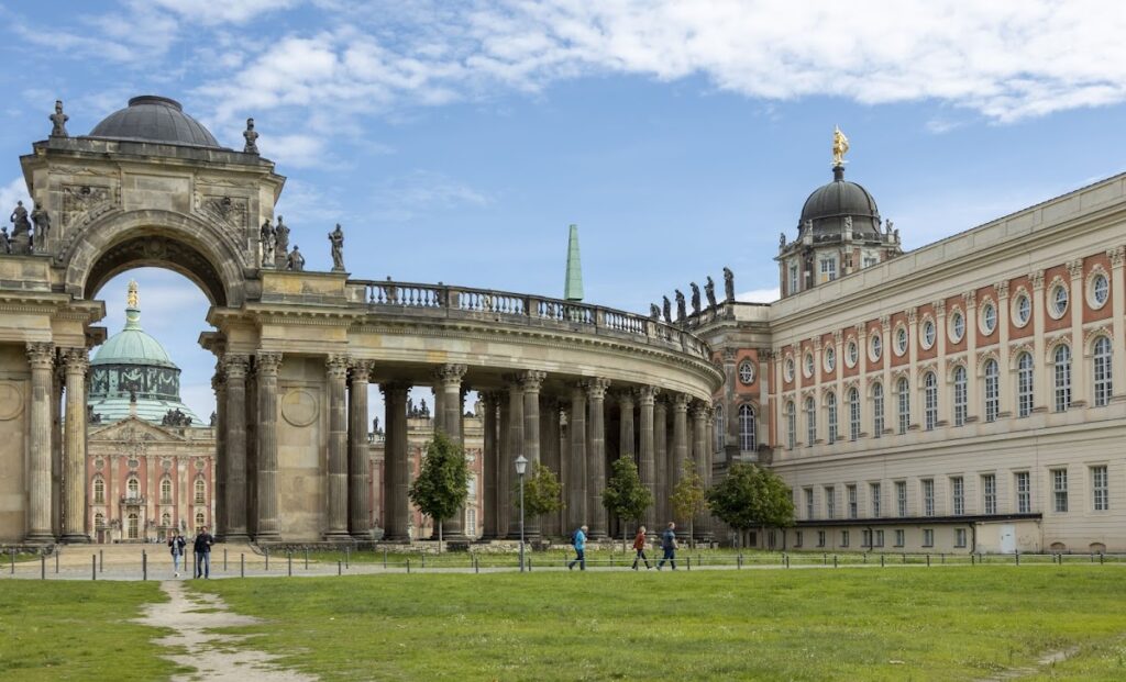 New Palace: Frederick the Great’s Summer and Ceremonial Residence in Potsdam 5 New Palace