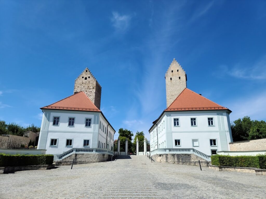 Hirschberg Castle (ensemble): Medieval Fortress and Rococo Palace in Germany 3 Hirschberg Castle (ensemble)