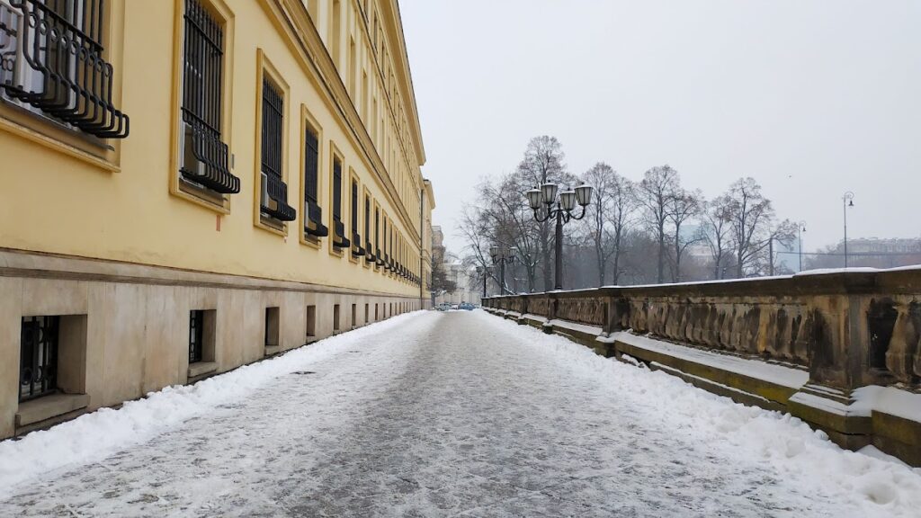 Mostowski Palace: A Historic Government and Police Headquarters in Warsaw 2 Mostowski Palace