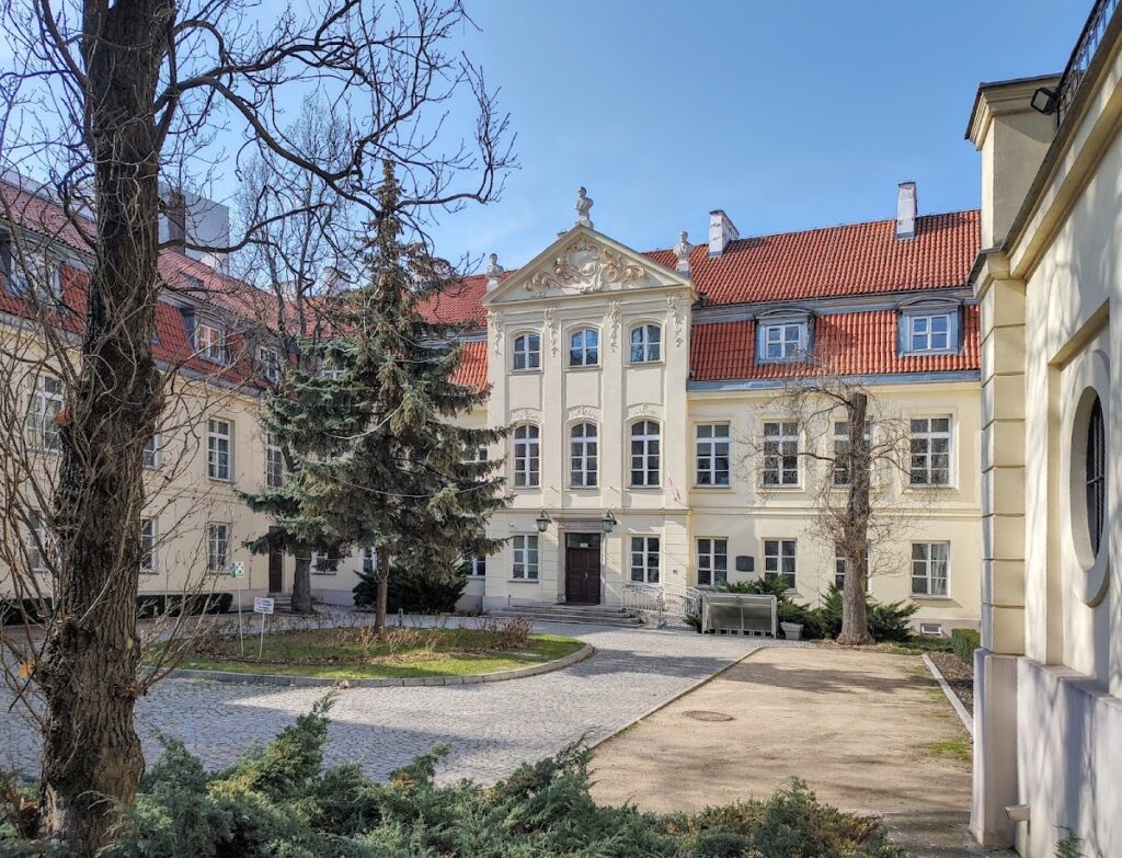 Palace of the Four Winds: A Baroque Palace in Warsaw 1 Palace of the Four Winds