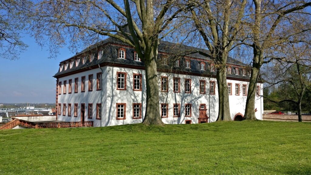 Mainz Citadel: A Bastioned Fortress on the Jakobsberg 2 Mainz Citadel