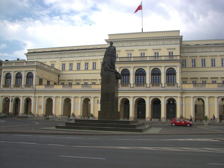 Palace of the Minister of Treasury: A Neoclassical Government Residence in Warsaw