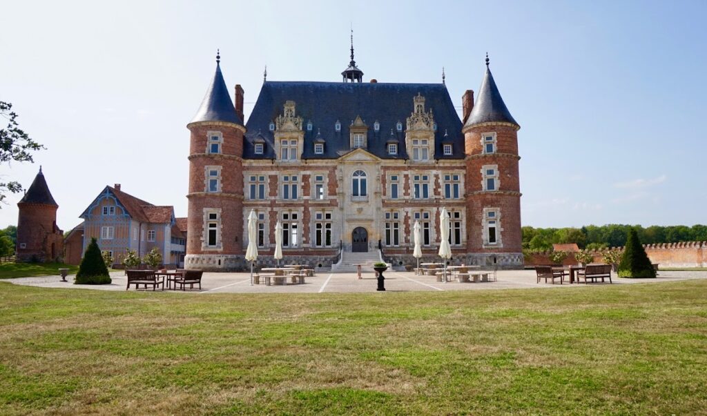 Château de Tilly, Eure: A Renaissance Leisure Residence in Normandy 1 Château de Tilly, Eure