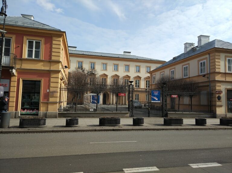Branicki Palace at Nowy Świat in Warsaw: History and Architecture