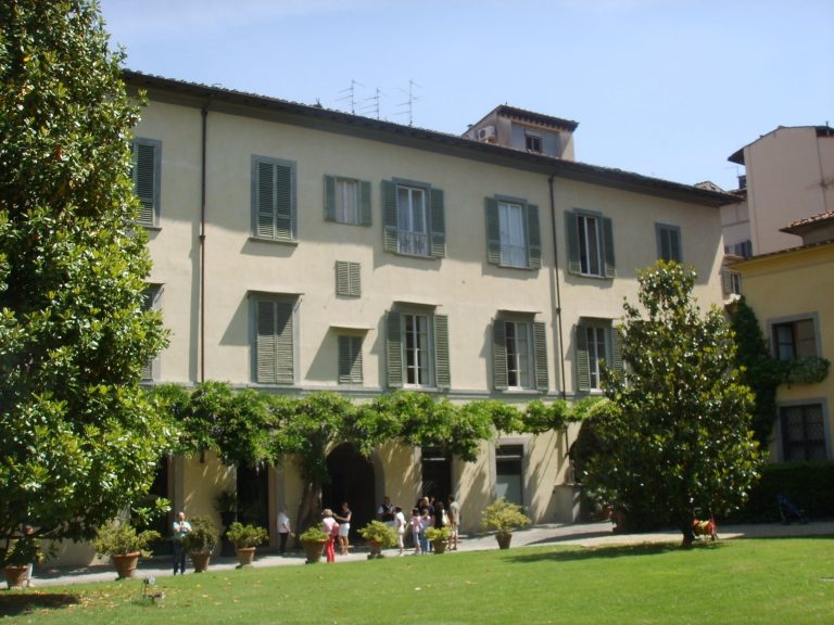 Palazzo Frescobaldi, Florence: A Historic Florentine Palace