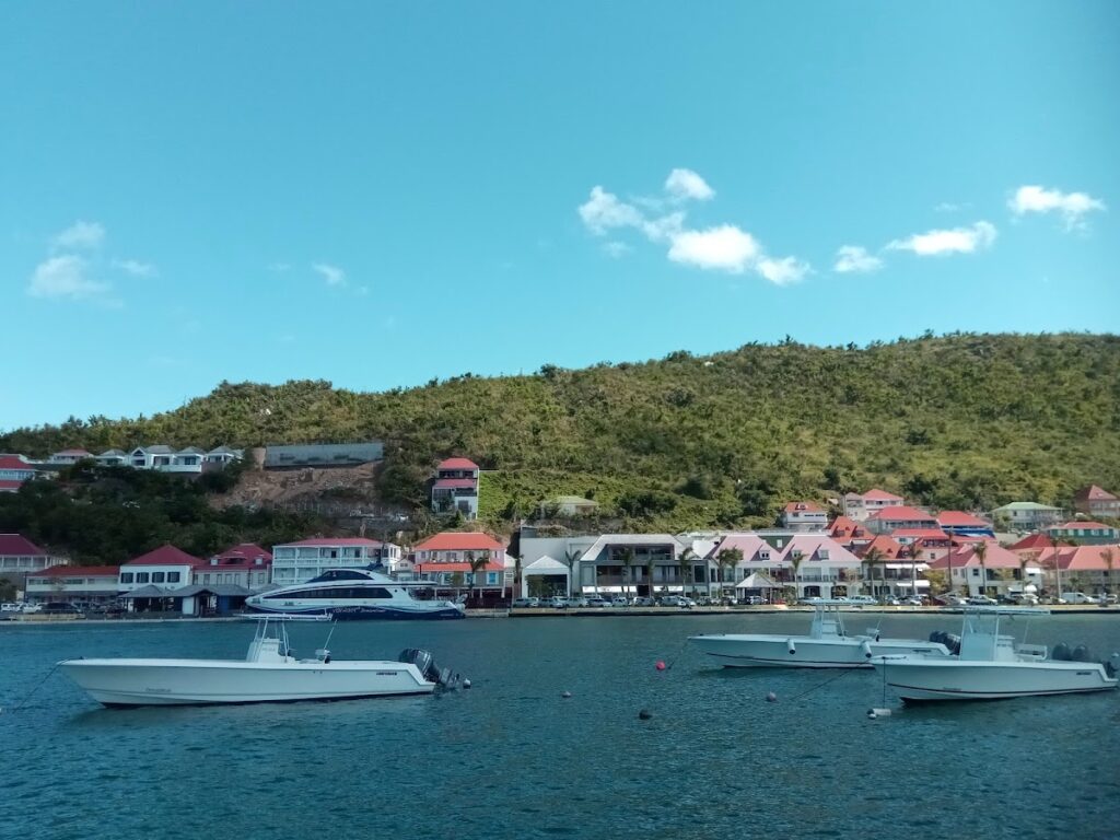 Fort Karl: A Swedish Harbor Fortification in Gustavia 3 Fort Karl