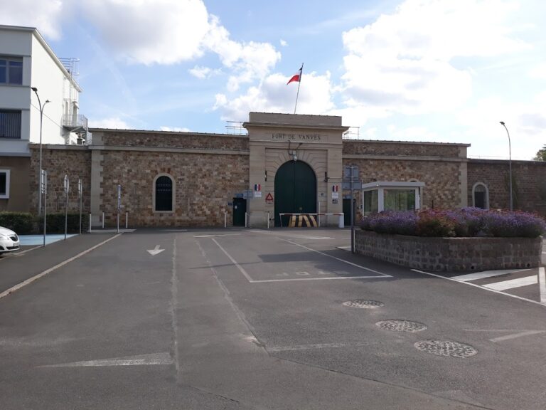 Fort de Vanves: A Detached Fort of the Thiers Fortifications