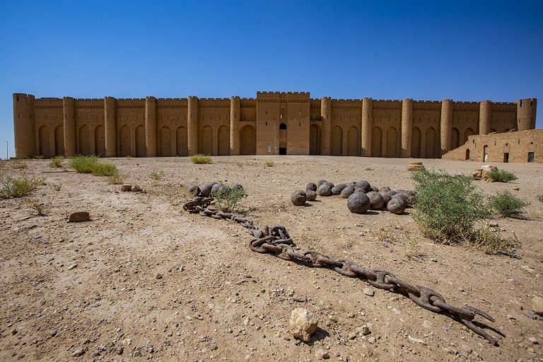 Al-Ukhaidir Fortress: An Early Abbasid Desert Palace in Iraq