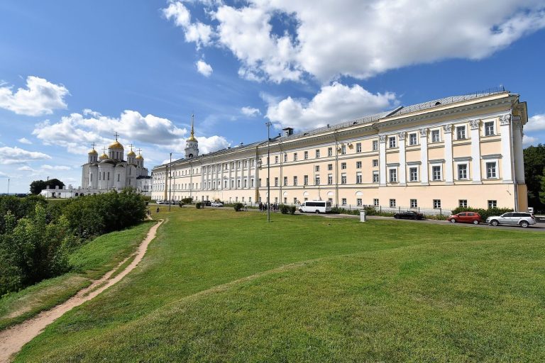 Vladimir Kremlin: The Fortified Medieval Core of Vladimir