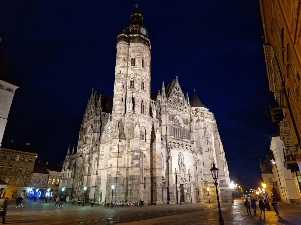 Cathedral of St. Elizabeth: Gothic Cathedral in Košice, Slovakia 3 Cathedral of St. Elizabeth