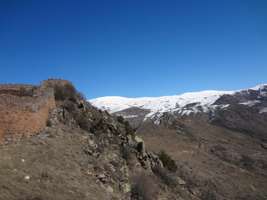 Smbataberd: A Medieval Fortress of the Syuni Princes in Armenia 3 Smbataberd