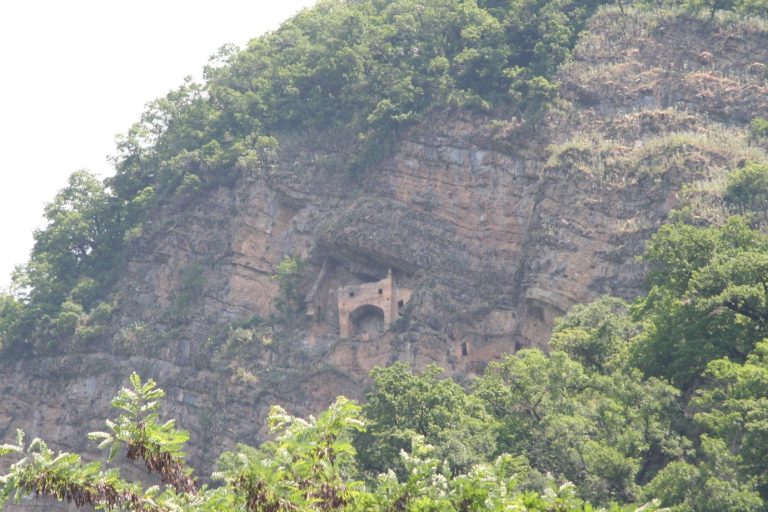 Parigala: A Cliff-Cut Fortress in Azerbaijan