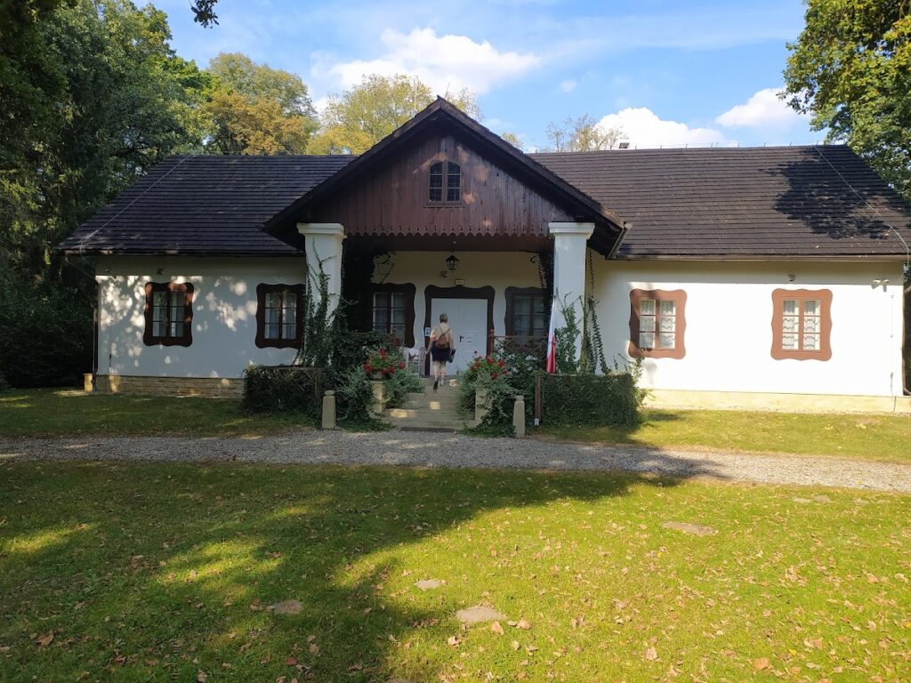 Manor house in Dołęga, Lesser Poland Voivodeship