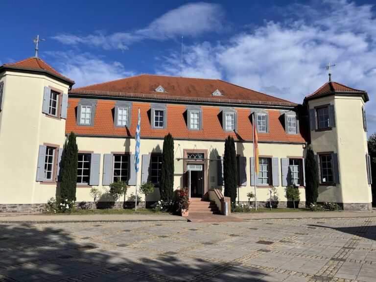 Schloss Michelbach: A Former Moated Castle and Baroque Residence in Germany