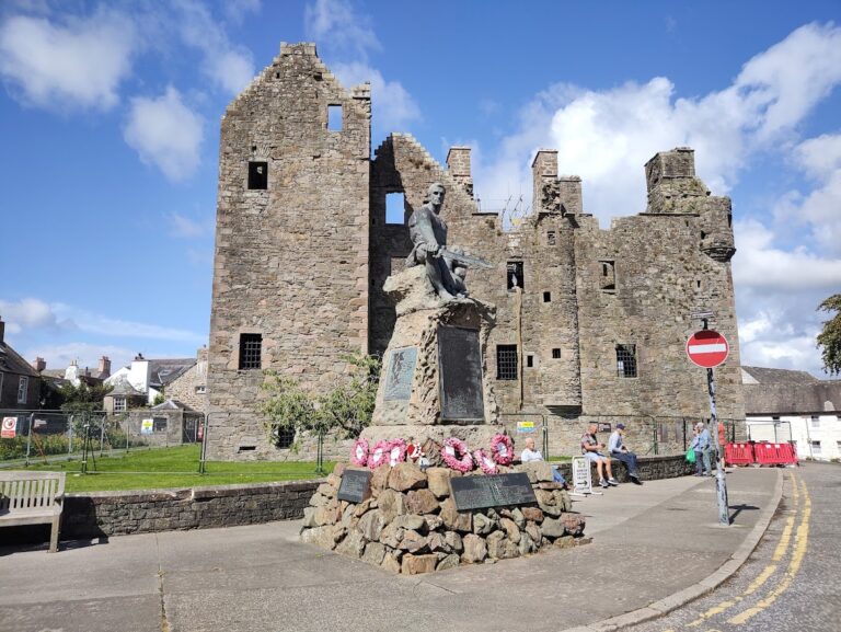 MacLellan’s Castle: A Late-16th-Century Scottish Tower House