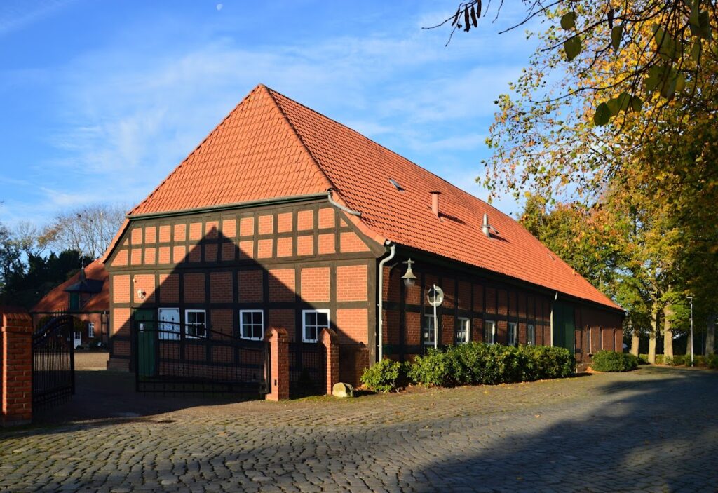 Erbhof Thedinghausen: A Historic Manor Estate in Germany 2 Erbhof Thedinghausen