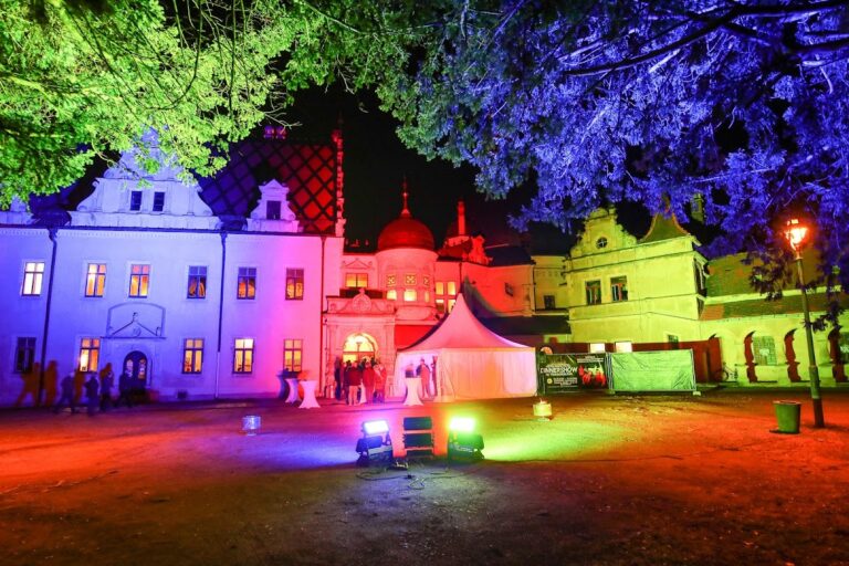 Schloss Schönfeld: A Renaissance and Neorenaissance Castle Complex in Germany