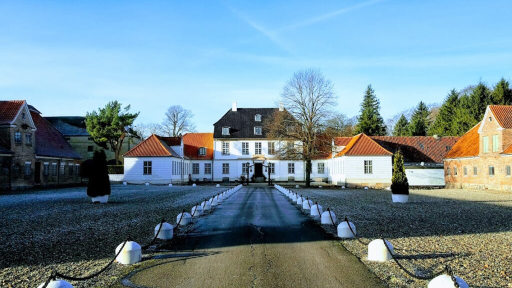 Edelgave: A Historic Manor Estate in Denmark 1 Edelgave