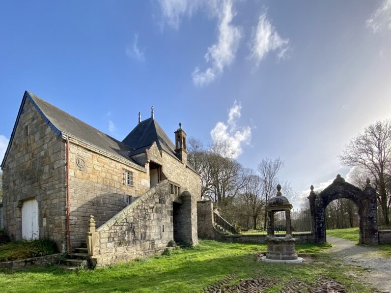 Manoir de Keroual: A Renaissance Manor in Guilers, France