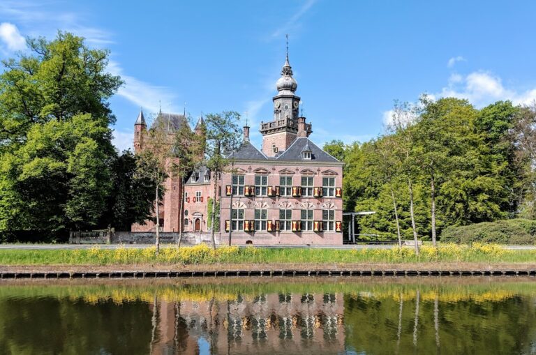 Castle Nijenrode: A Water Castle and University in the Netherlands