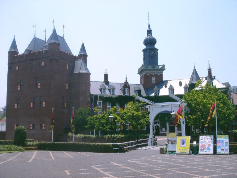 Castle Nijenrode: A Water Castle and University in the Netherlands