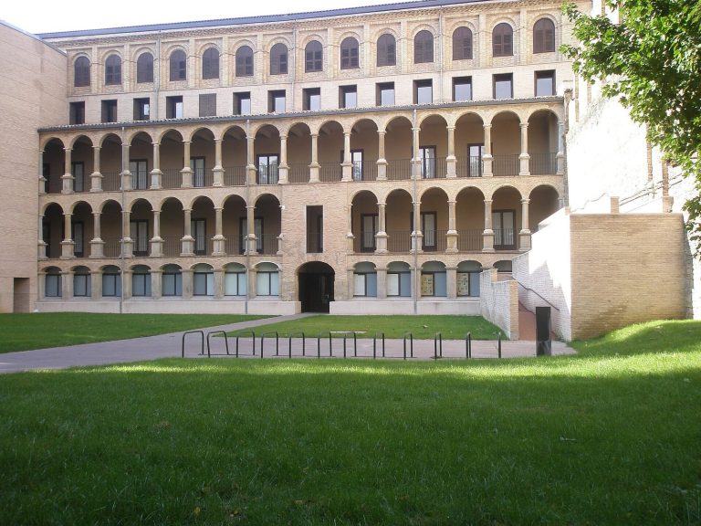 Palacio de Ezpeleta: A Baroque Civil Palace in Pamplona